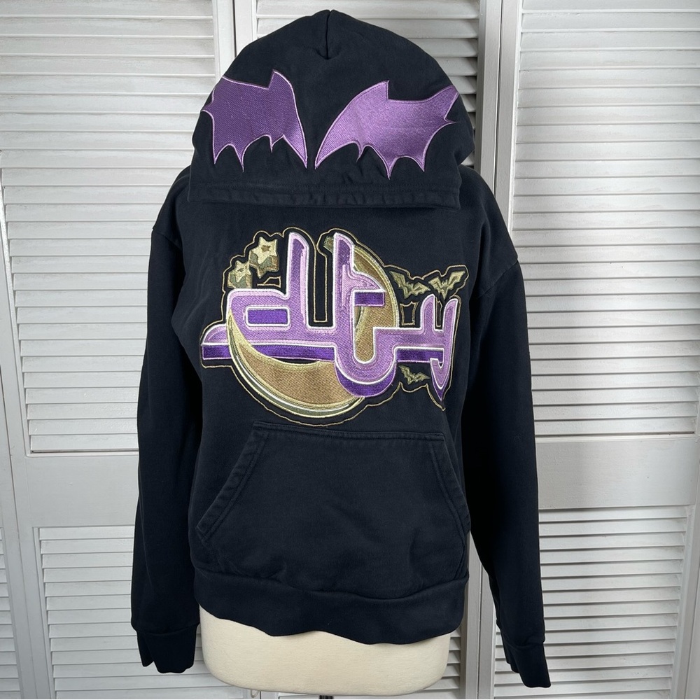 🎃 DivideTheYouth Black Hoodie – Halloween Bats & Moon – Size Small